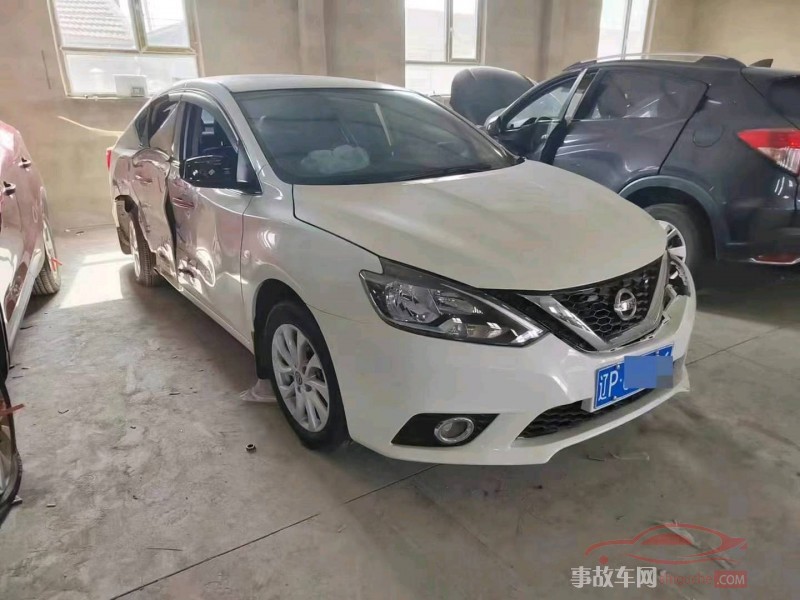 沈阳市20年日产轩逸中型车