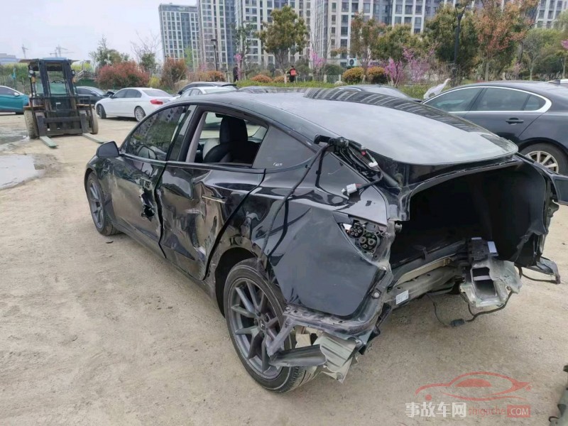 杭州市21年特斯拉MODEL 3中型车