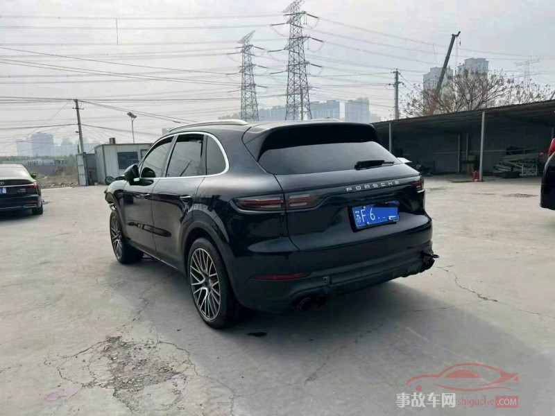 郑州市19年保时捷Cayenne中型车