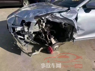 北京23年哪吒汽车哪吒S小型车